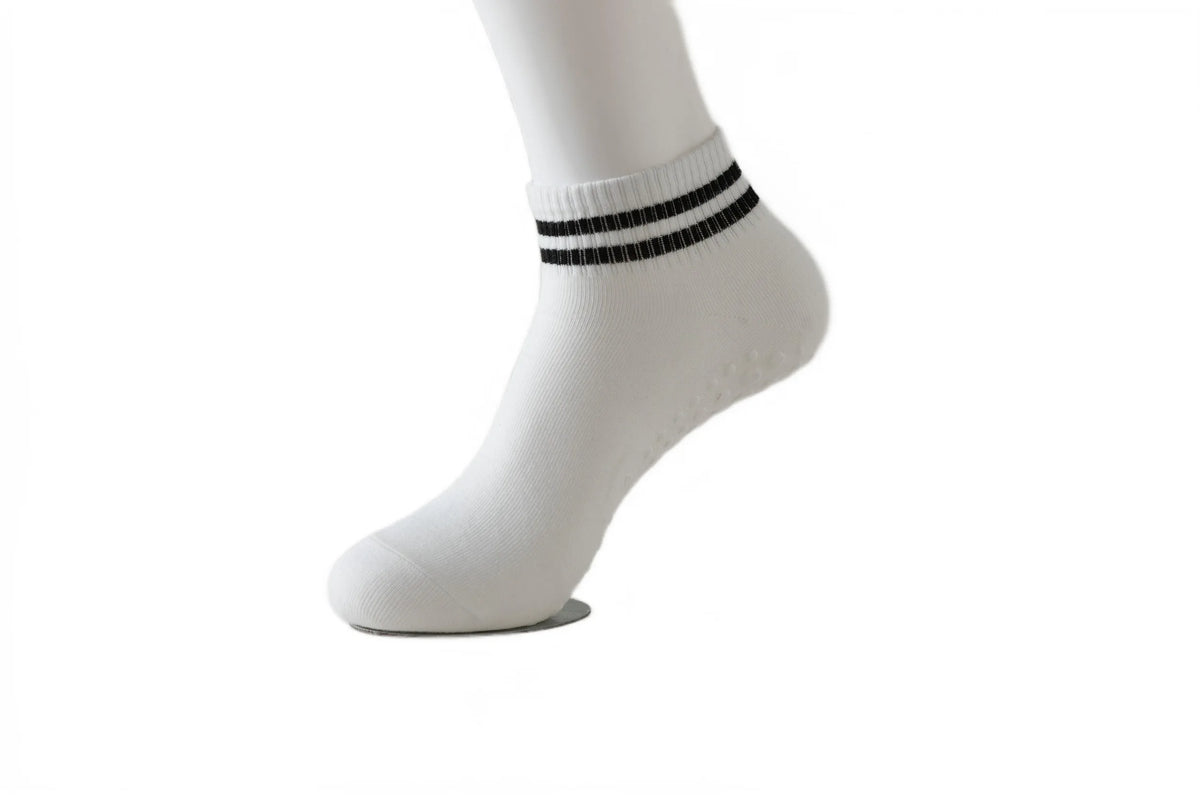AvenLife™ Studio Grip Socks